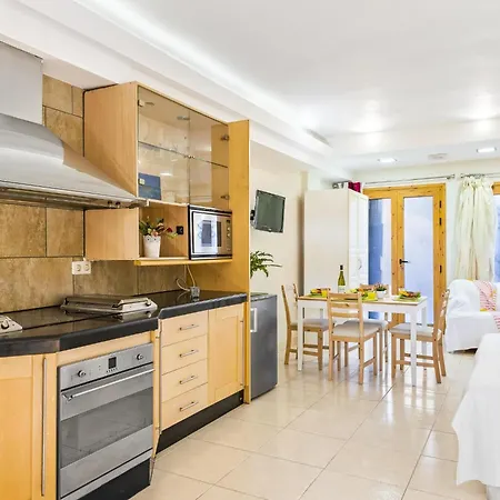 324 Pueblo Canario With Wifi Апартаменты Плая-де-лас-Америкас